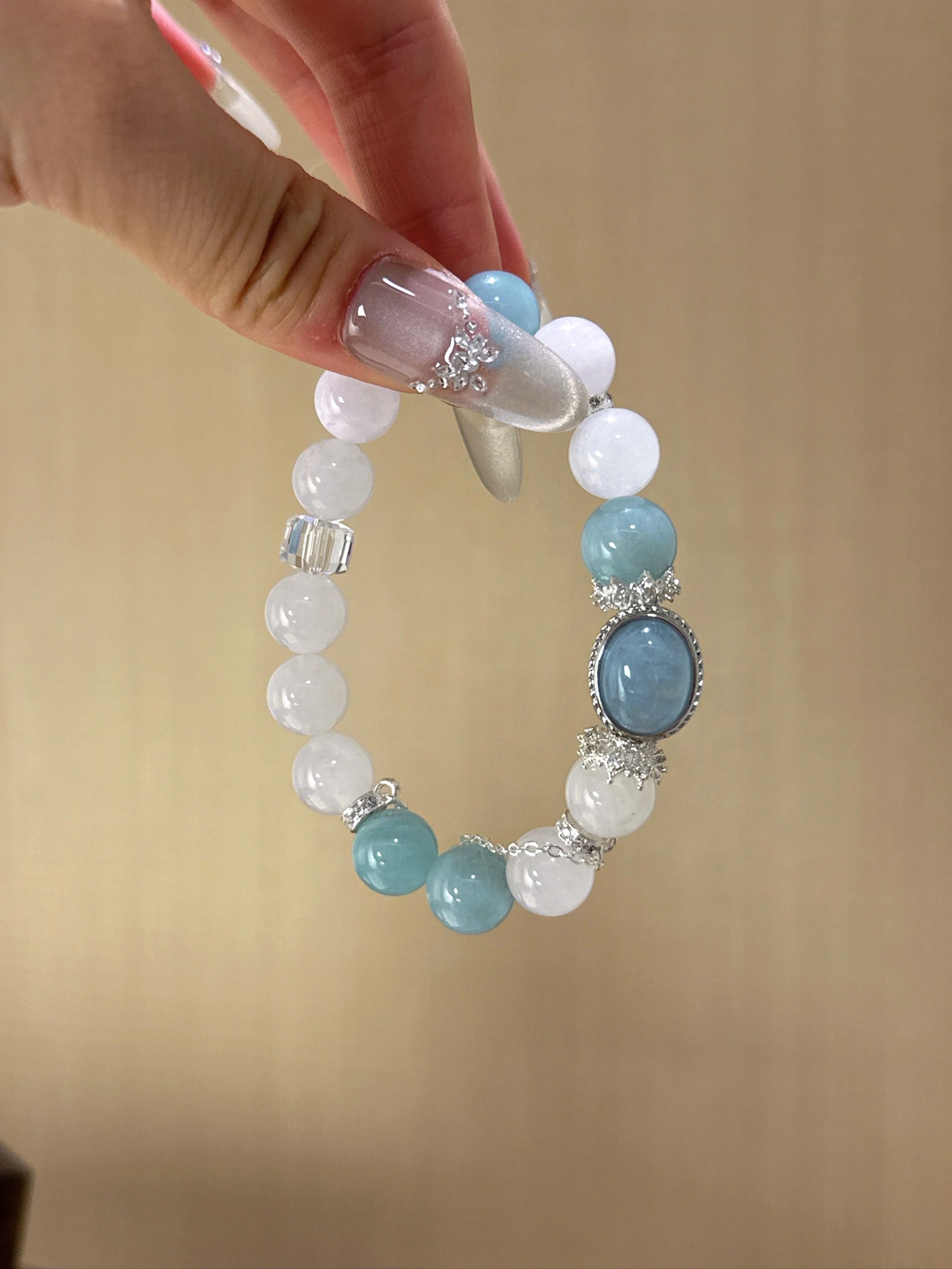 ▫️▪️ White Ghost Aquamarine Box Bracelet